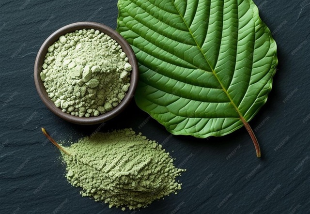 snímek kratomu